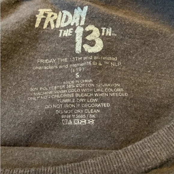 Friday the 13th Asian T-shirt Men’s size small - Picture 5 of 6